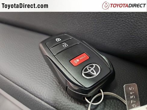 New 2025 Toyota Tacoma TRD Off-Road image 27