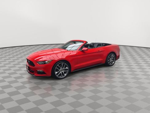 Used 2015 Ford Mustang Premium w/ Equipment Group 201A RWD image 33