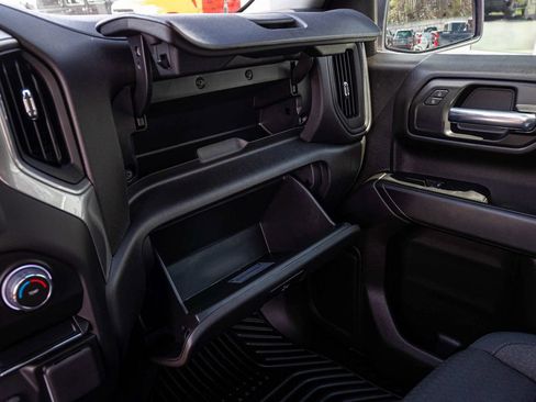 Used 2026 Chevrolet Silverado 1500 Custom w/ Turbomax Blackout Package AWD/4WD image 19