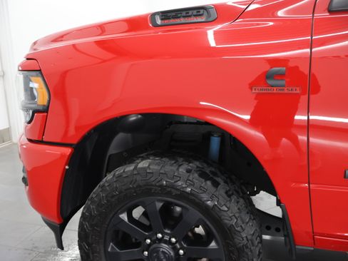Used 2021 RAM 2500 Big Horn w/ Night Edition AWD/4WD image 34