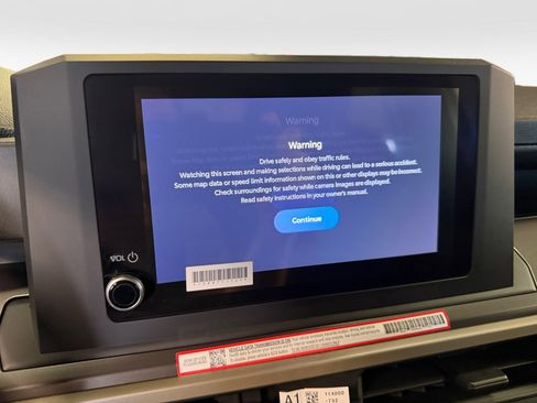 Used 2025 Toyota Tacoma SR5 AWD/4WD image 21