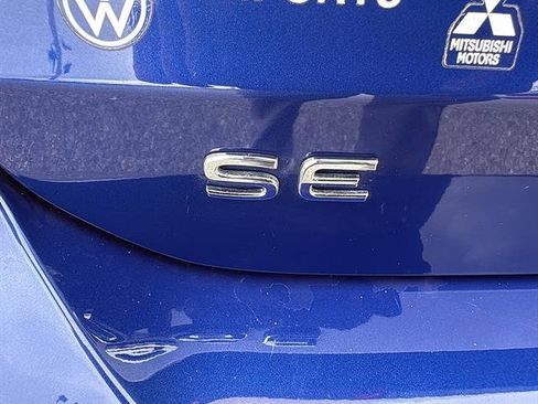 Certified 2024 Volkswagen Taos SE FWD image 13