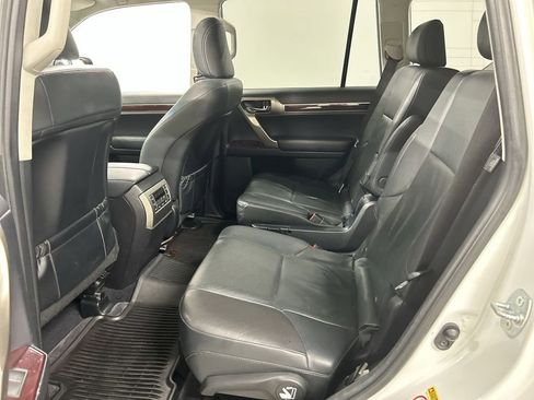 Used 2019 Lexus GX 460 Premium AWD/4WD image 21