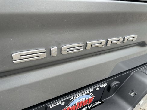 New 2025 GMC Sierra 1500 SLT w/ SLT Premium Plus Package image 33