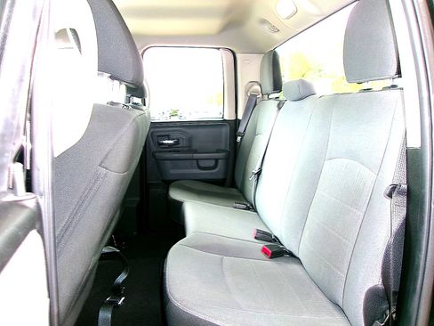 Used 2024 RAM 1500 Classic SLT AWD/4WD image 16