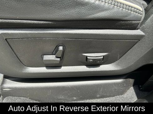Used 2025 RAM 3500 Laramie w/ Max Tow Package AWD/4WD image 17