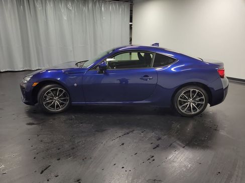 Used 2020 Toyota 86 image 5