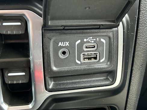 Certified 2023 Jeep Wrangler Unlimited w/ Cold Weather Group AWD/4WD image 25