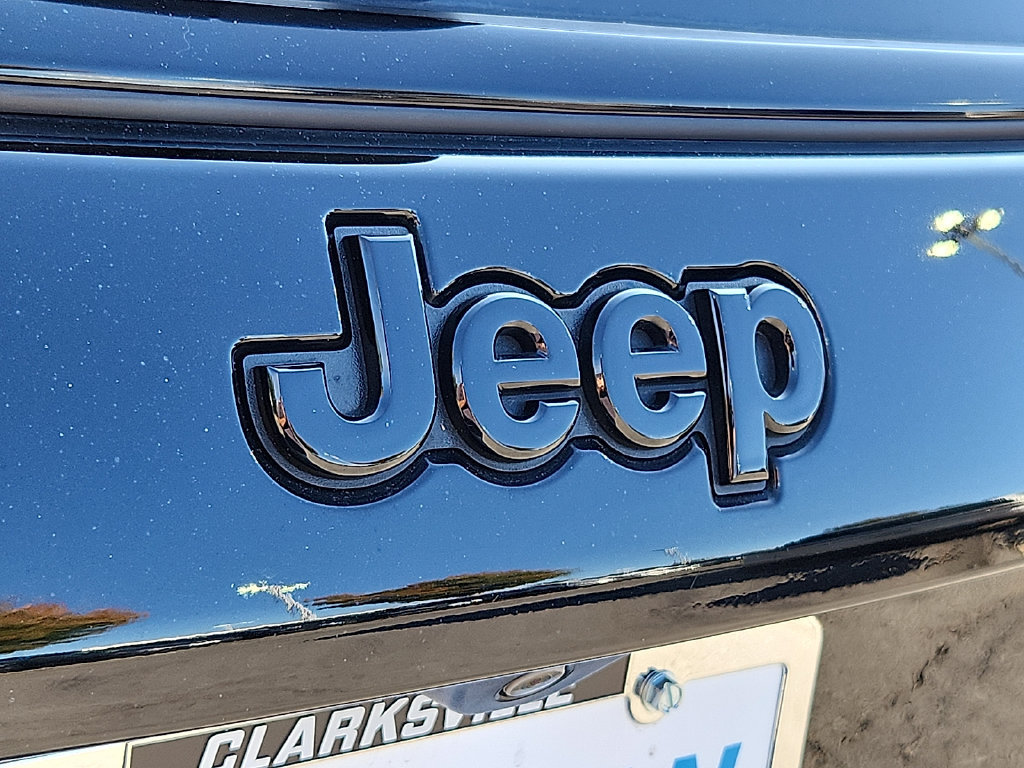 Used 2020 Jeep Compass Latitude FWD image 29