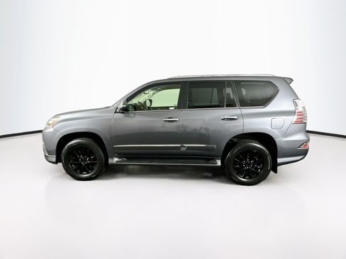 Used 2017 Lexus GX 460 Premium w/ Premium Package AWD/4WD image 4