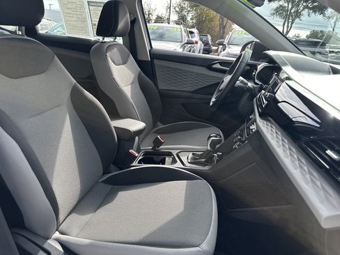 Used 2024 Volkswagen Taos S image 13