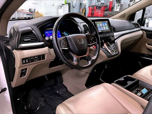 Used 2024 Honda Odyssey EX-L image 18