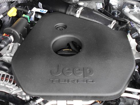 New 2026 Jeep Grand Cherokee L Limited AWD/4WD image 5