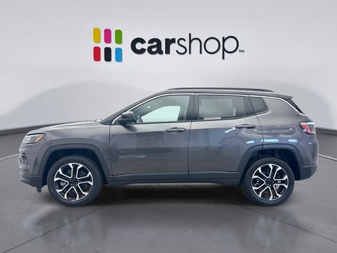 Used 2024 Jeep Compass Limited image 2