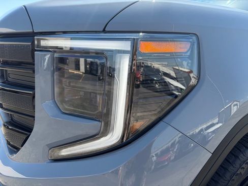 Used 2024 GMC Sierra 1500 Elevation w/ Elevation Premium Package AWD/4WD image 11