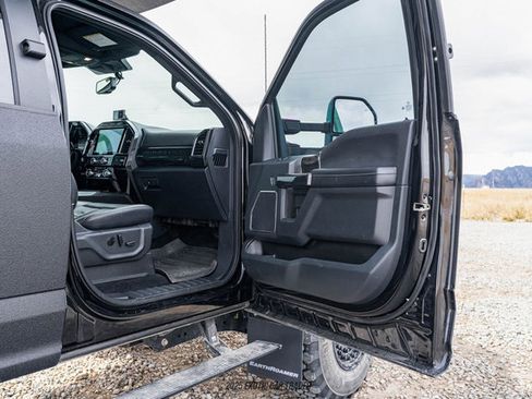 Used 2022 Ford F550 4x4 Crew Cab Super Duty image 52