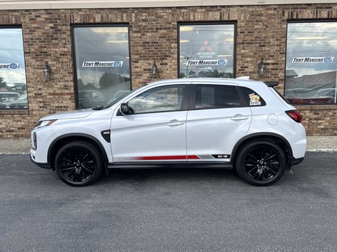 Used 2024 Mitsubishi Outlander Sport AWD image 2