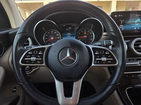 Used 2020 Mercedes-Benz GLC 300 image 23