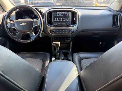 Used 2018 Chevrolet Colorado Z71 image 19