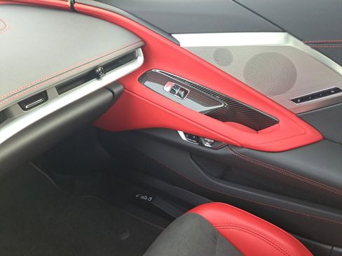 Used 2023 Chevrolet Corvette Z06 image 31