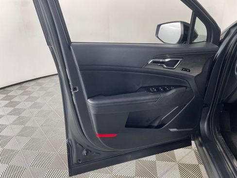 Certified 2025 Kia Sportage X-Line Prestige AWD/4WD image 18
