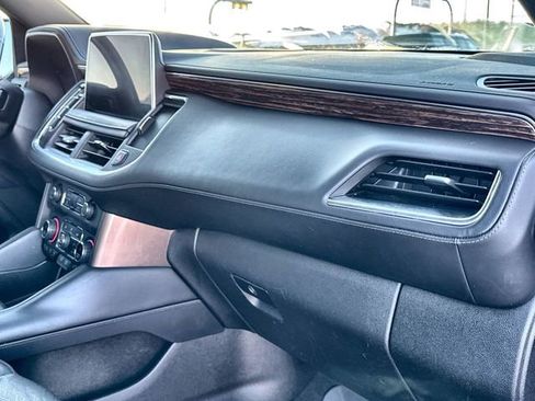 Used 2021 Chevrolet Suburban High Country image 27