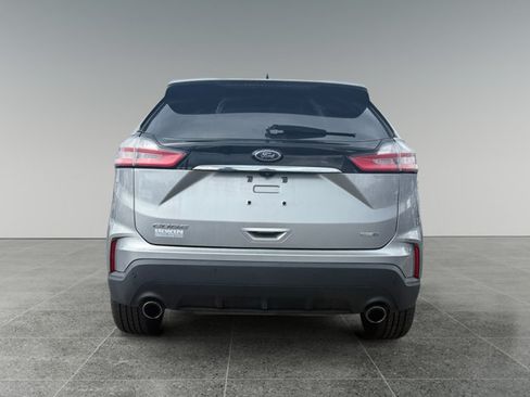 Used 2020 Ford Edge SE AWD/4WD image 4