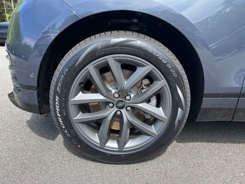 New 2026 Land Rover Range Rover Velar Dynamic SE image 9