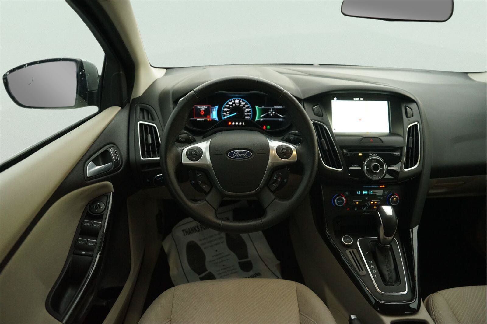 Used 2016 Ford Focus Electric Hatchback FWD image 21