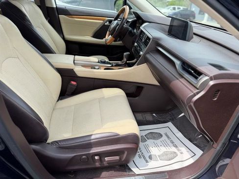 Used 2018 Lexus RX 350L FWD w/ Premium Package image 21