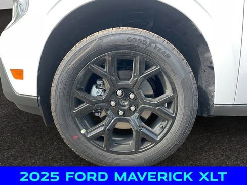 New 2025 Ford Maverick XLT w/ XLT Luxury Package image 14