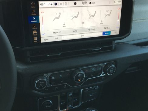 New 2025 Jeep Wrangler Sport S image 20