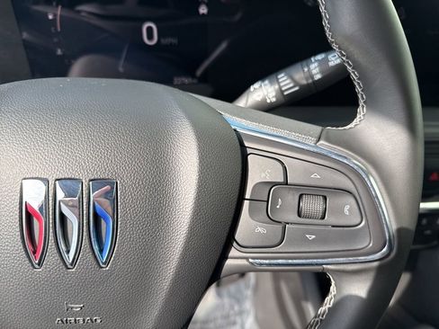 Used 2025 Buick Encore GX Preferred image 14