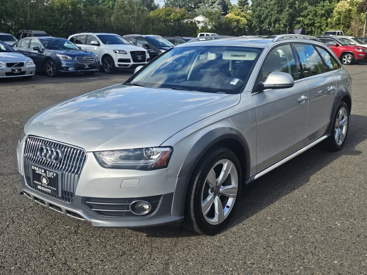 Used 2013 Audi A4 Premium Plus AWD/4WD image 3