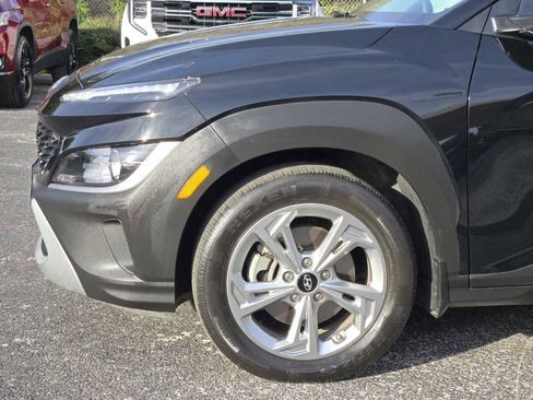 Certified 2023 Hyundai Kona SEL w/ Convenience Package image 8