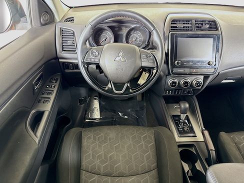 Used 2021 Mitsubishi Outlander Sport LE FWD image 17
