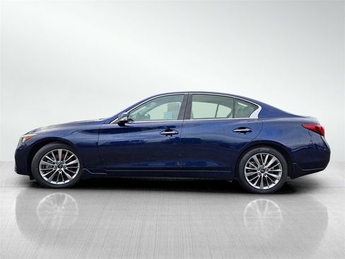 Used 2023 INFINITI Q50 Luxe w/ Cargo Package image 7