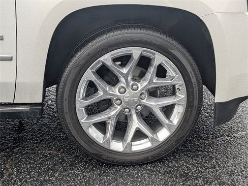 Used 2019 GMC Yukon Denali w/ Denali Ultimate Package image 12