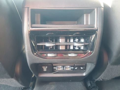Used 2023 Jeep Grand Cherokee Limited w/ Luxury Tech Group II AWD/4WD image 13