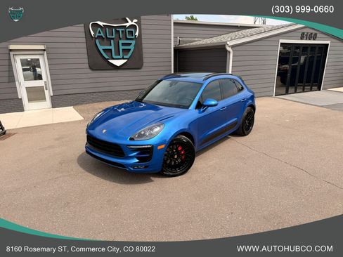 Used 2018 Porsche Macan GTS AWD/4WD image 2