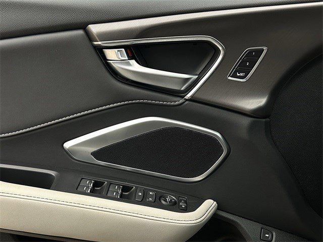 Used 2026 Acura RDX SH-AWD image 22