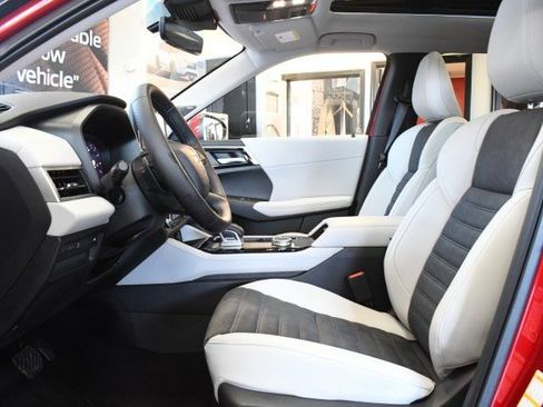 New 2026 Mitsubishi Outlander SE AWD/4WD image 42