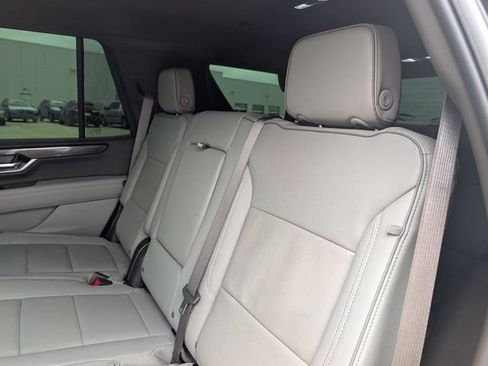 Used 2026 GMC Yukon Elevation RWD image 27