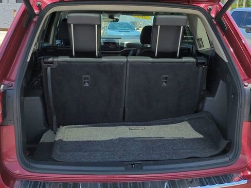 Used 2019 Volkswagen Atlas SE w/ Panoramic Sunroof Package FWD image 13