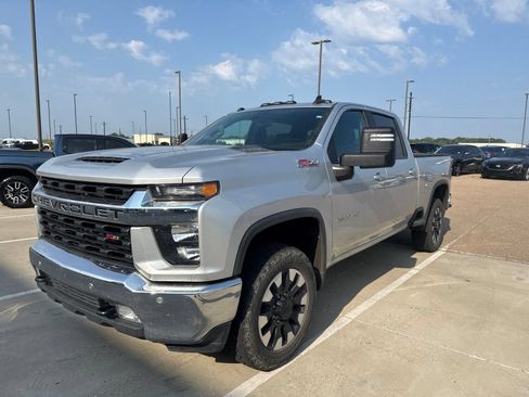 Used 2020 Chevrolet Silverado 2500 LT w/ All Star Edition AWD/4WD image 1