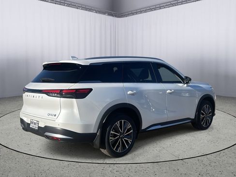 New 2026 INFINITI QX60 Luxe w/ Cargo Package image 9