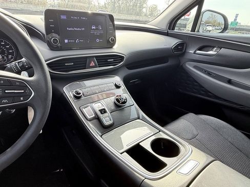 Certified 2021 Hyundai Santa Fe SE image 19