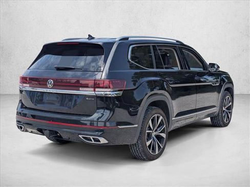 Used 2024 Volkswagen Atlas SEL Premium R-Line AWD/4WD image 5