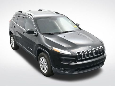Used 2016 Jeep Cherokee Latitude image 23