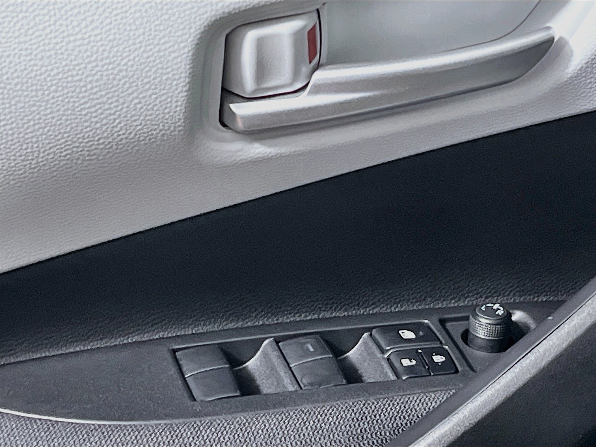Used 2026 Toyota Corolla SE FWD image 16